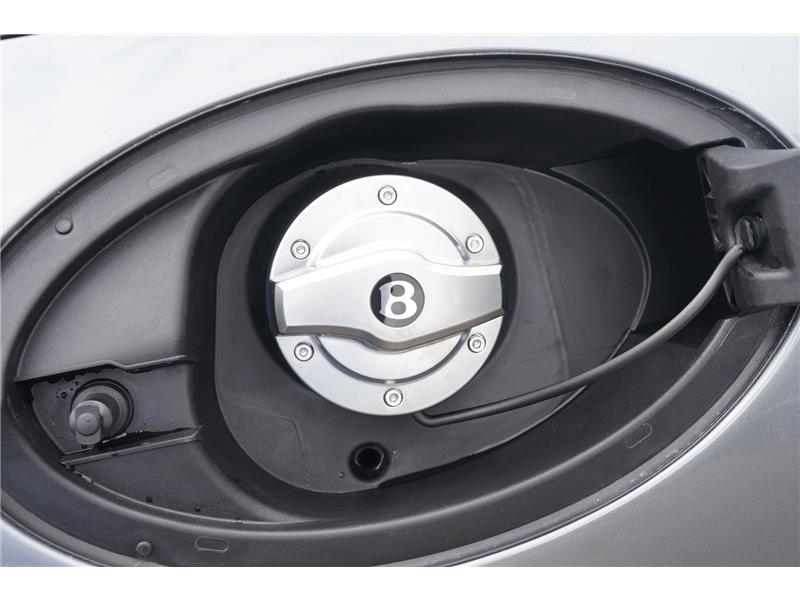 2025 Bentley Continental 4.0 V8 High-Performance GTC Black Edition