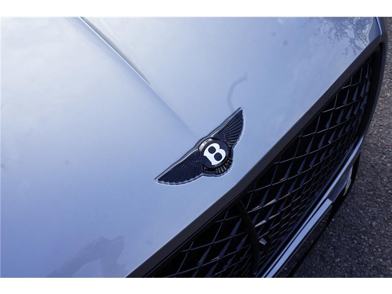 2025 Bentley Continental 4.0 V8 High-Performance GTC Black Edition
