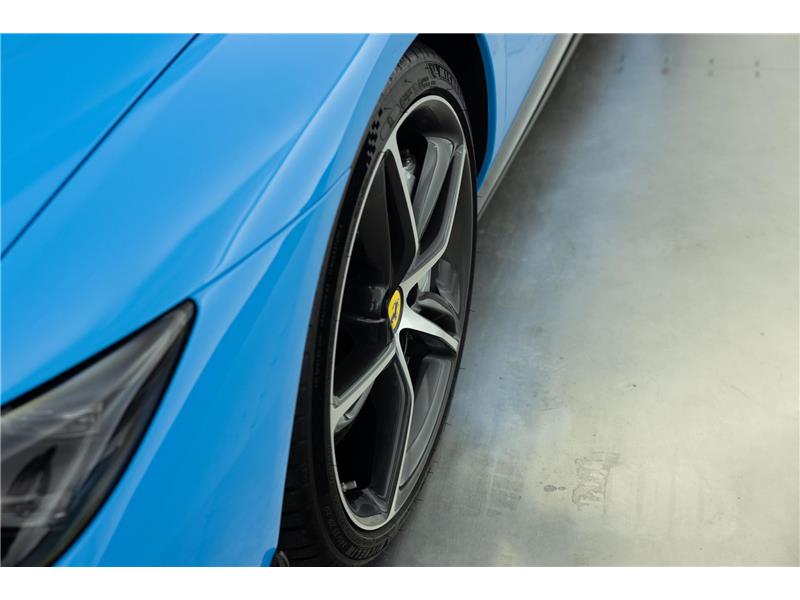 2023 Ferrari 296 GTS