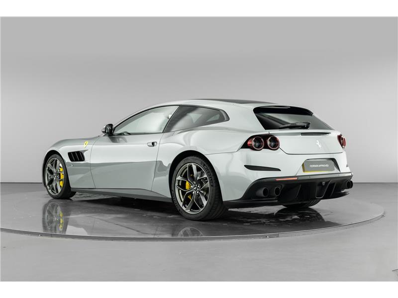 2019 Ferrari GTC4Lusso T