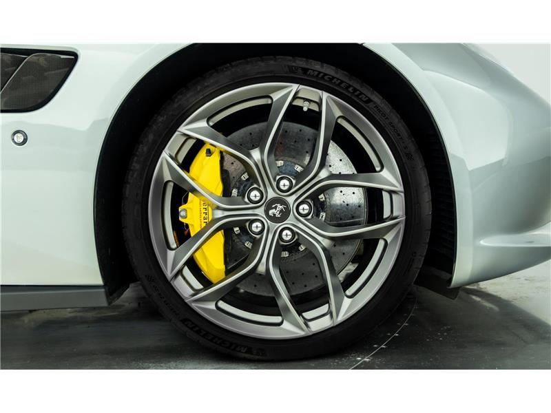 2019 Ferrari GTC4Lusso T