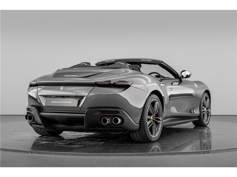 2024 Ferrari Roma Spider
