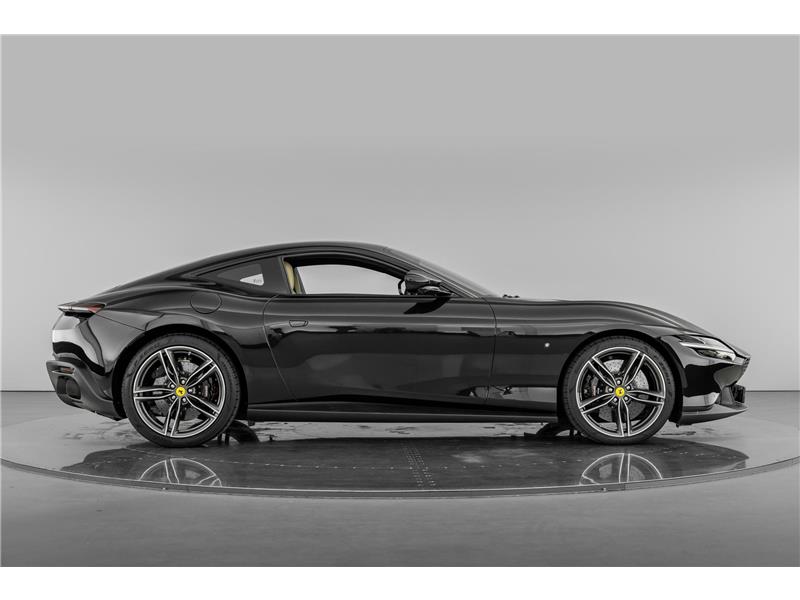 2021 Ferrari Roma  
