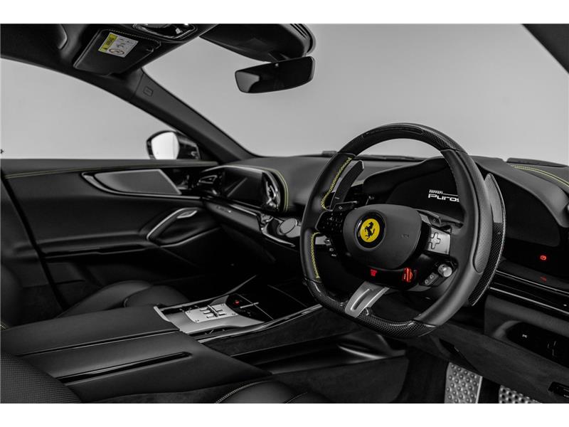 2025 Ferrari Purosangue 6.5 V12 STD