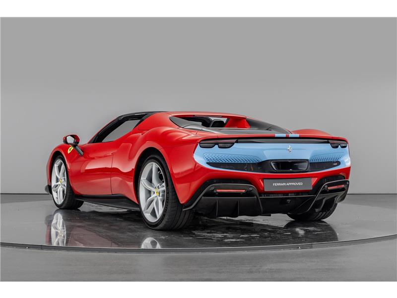 2025 Ferrari 296 GTS