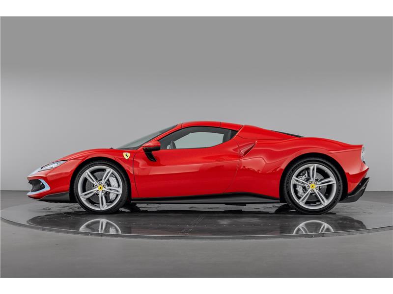 2025 Ferrari 296 GTS