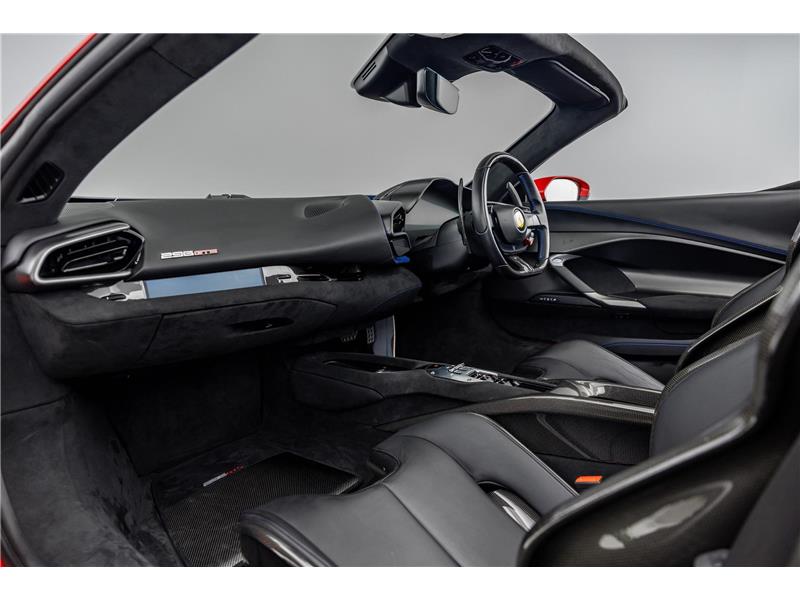 2025 Ferrari 296 GTS