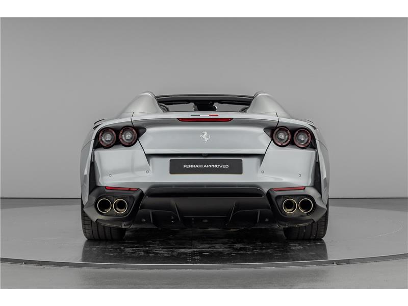 2022 Ferrari 812 GTS  