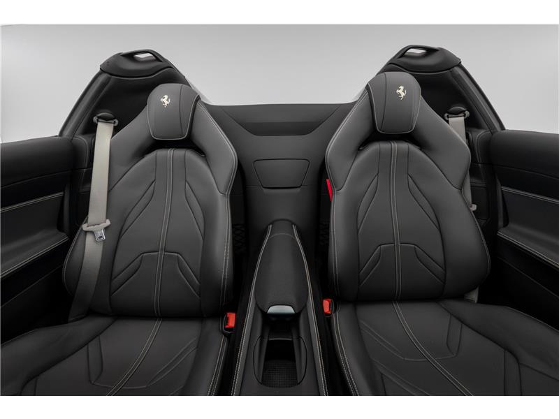 2022 Ferrari 812 GTS  