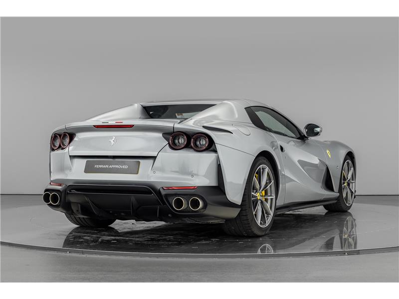 2022 Ferrari 812 GTS  