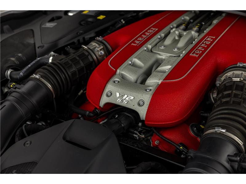 2022 Ferrari 812 GTS  