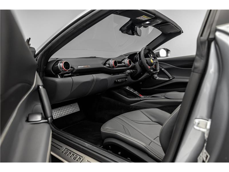 2022 Ferrari 812 GTS  