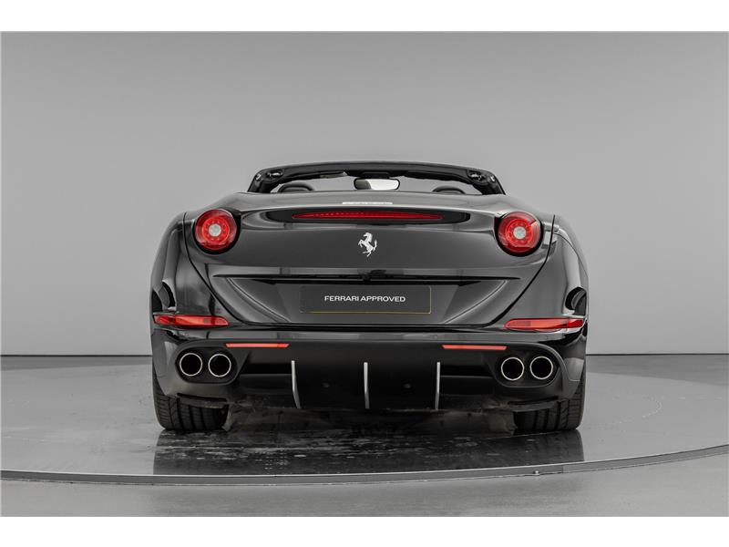 2015 Ferrari California T DD S-A