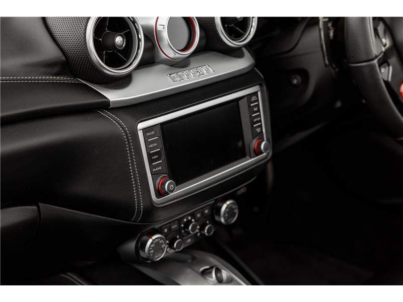 2015 Ferrari California T DD S-A