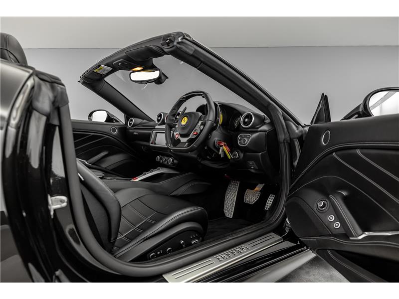 2015 Ferrari California T DD S-A