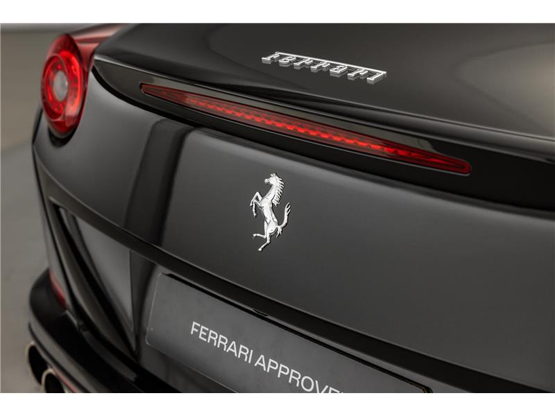 2015 Ferrari California T DD S-A