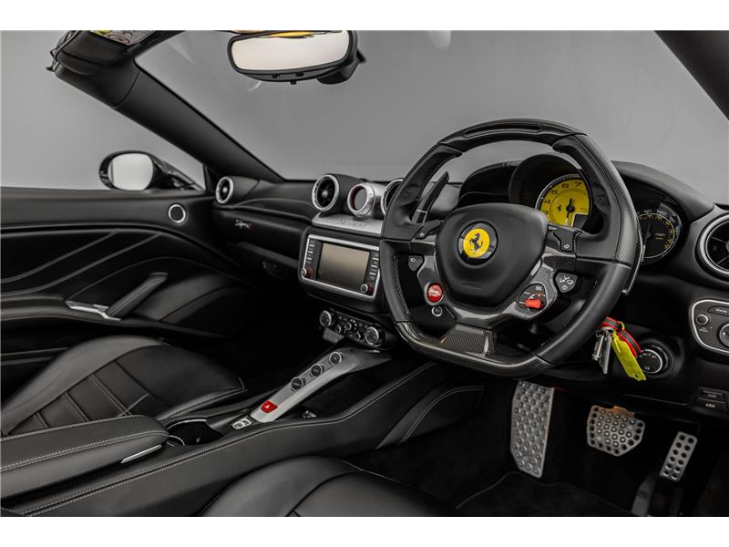 2015 Ferrari California T DD S-A