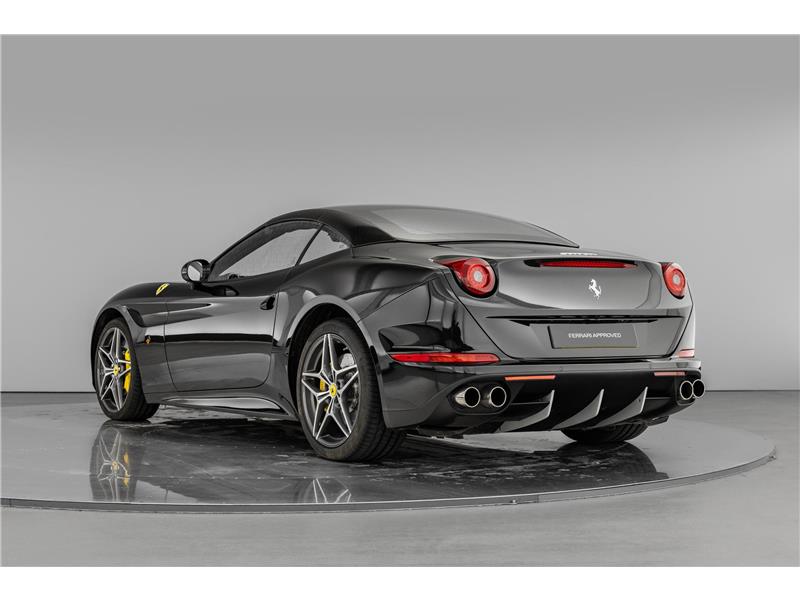 2015 Ferrari California T DD S-A