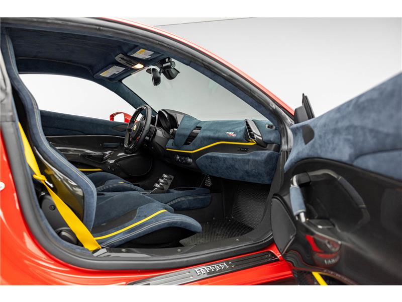 2025 Ferrari 488 Pista 3.9 T V8 GTB STD