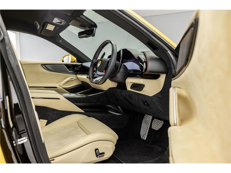 2025 Ferrari Purosangue 6.5 V12 STD