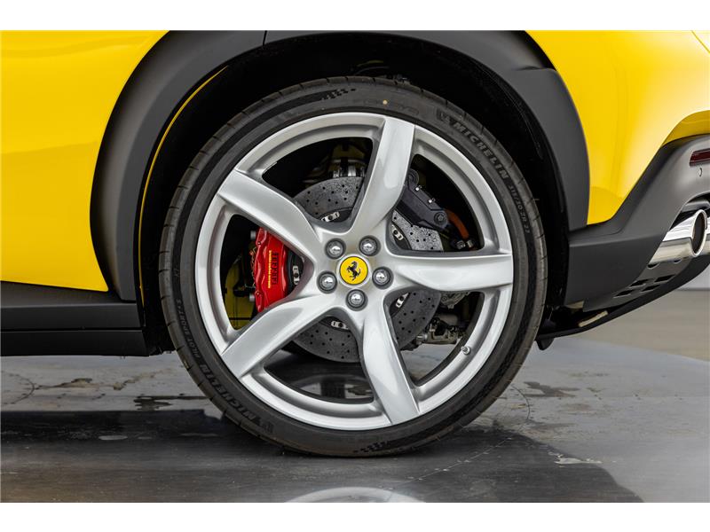 2025 Ferrari Purosangue 6.5 V12 STD