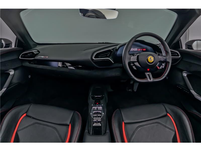 2024 Ferrari 296 GTS 3.0 T V6