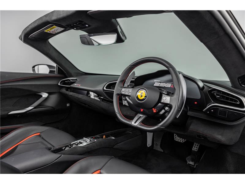 2024 Ferrari 296 GTS 3.0 T V6