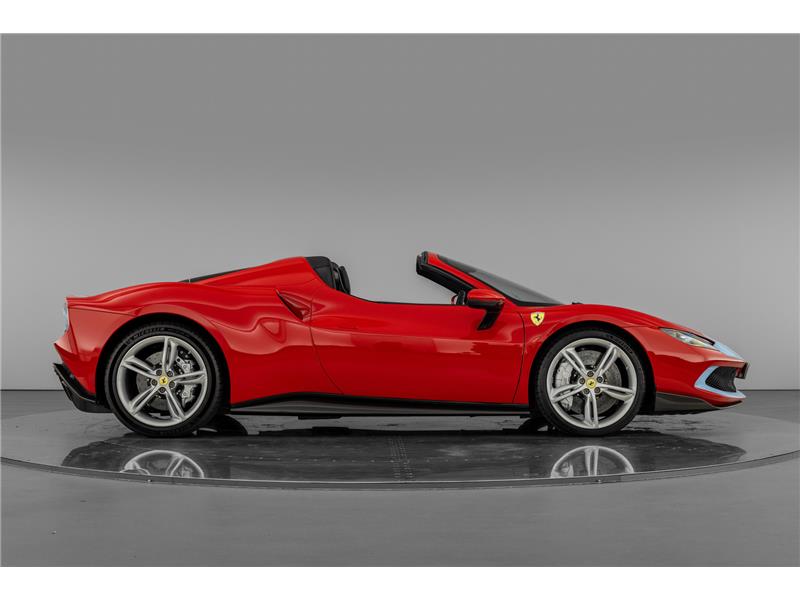 2023 Ferrari 296 GTS 3.0 T V6