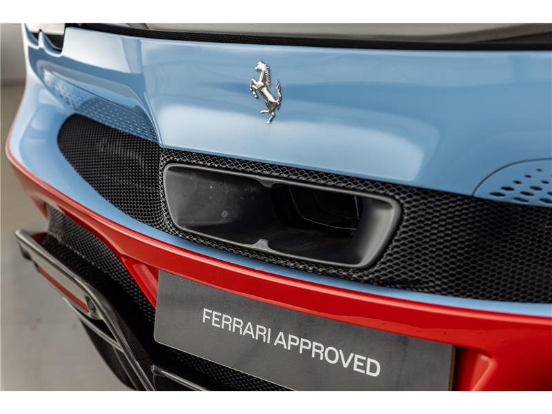 2023 Ferrari 296 GTS 3.0 T V6