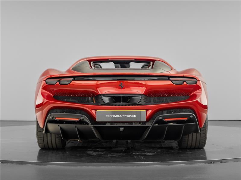 2024 Ferrari 296 GTS 3.0 T V6