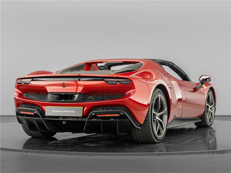 2024 Ferrari 296 GTS 3.0 T V6