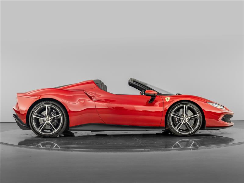 2024 Ferrari 296 GTS 3.0 T V6