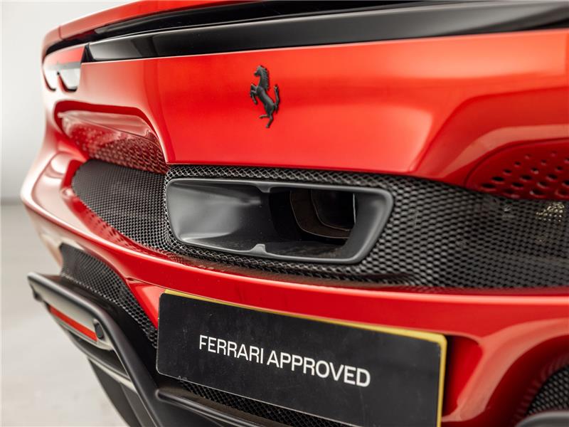 2024 Ferrari 296 GTS 3.0 T V6