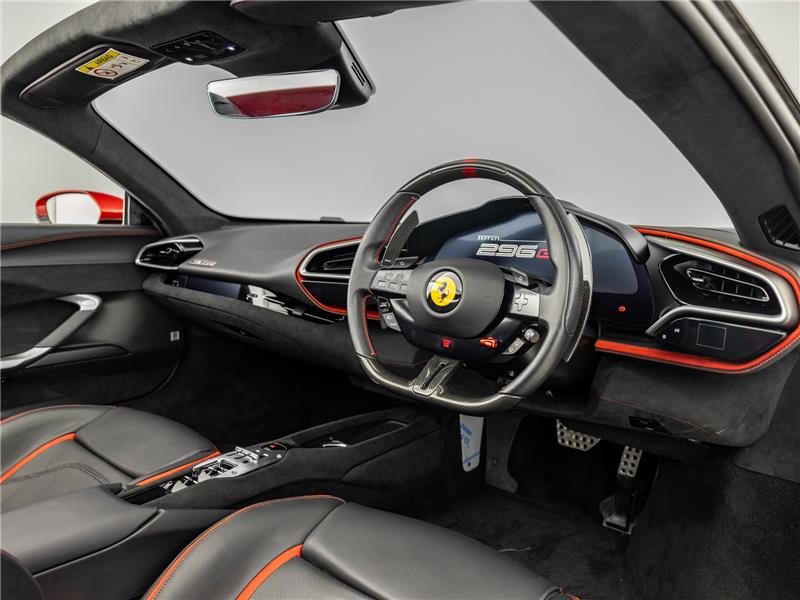 2024 Ferrari 296 GTS 3.0 T V6