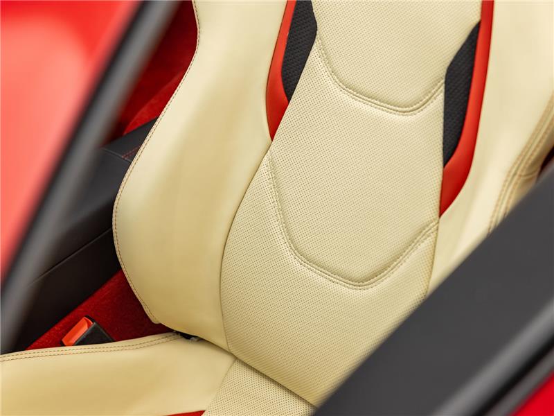 2024 Ferrari 296 GTS 3.0 T V6