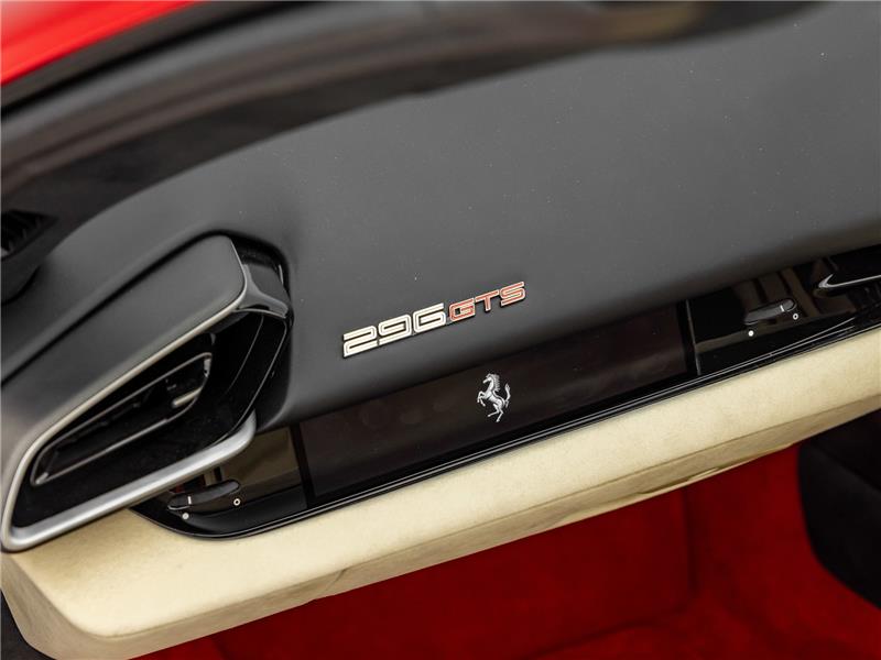 2024 Ferrari 296 GTS 3.0 T V6