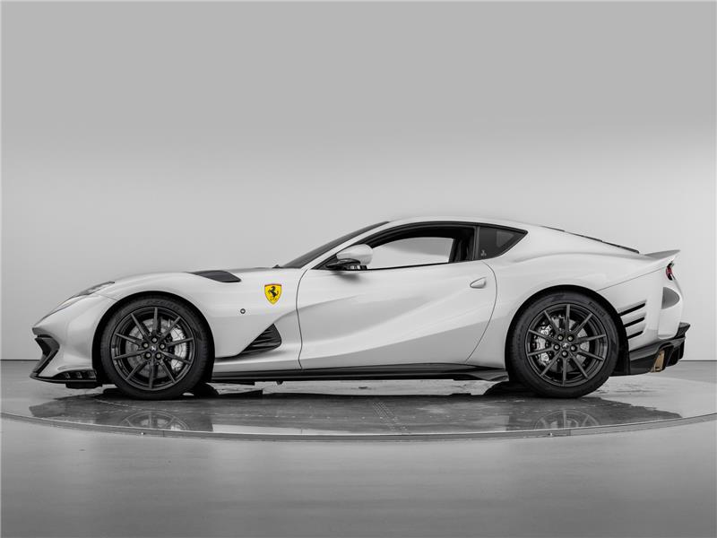 2023 Ferrari 812 Competizione 6.5 V12