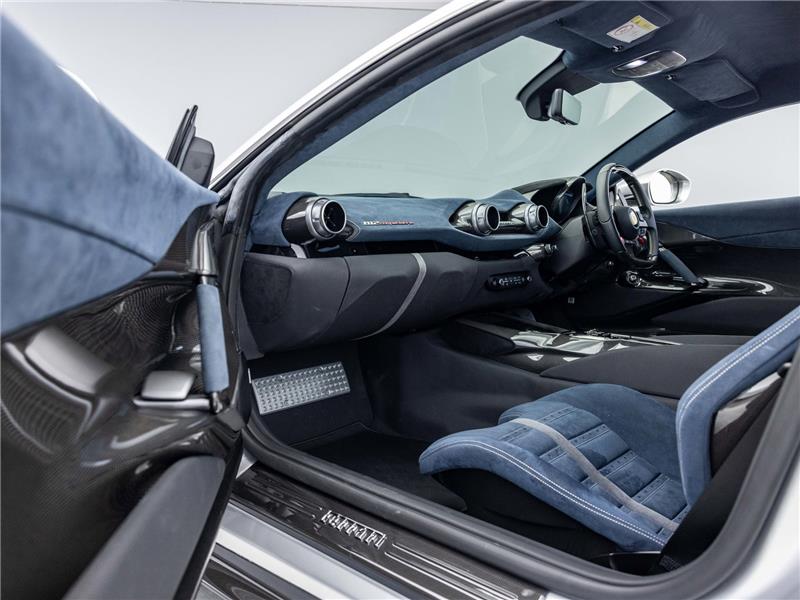 2023 Ferrari 812 Competizione 6.5 V12