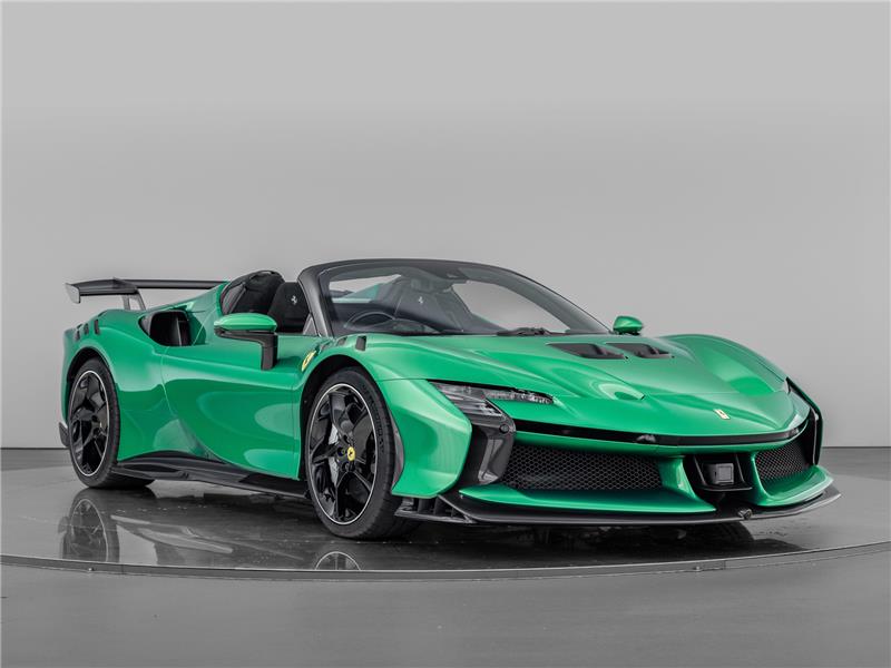 2025 Ferrari SF90 XX Spider 4.0 T V8