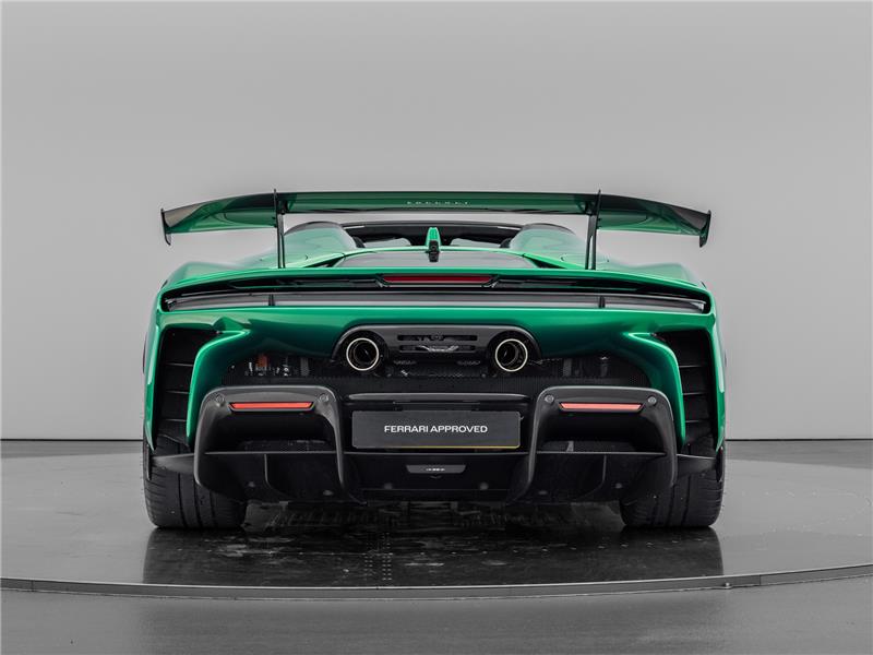 2025 Ferrari SF90 XX Spider 4.0 T V8