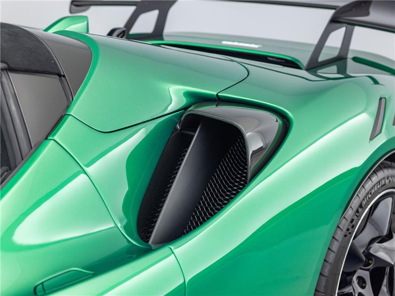2025 Ferrari SF90 XX Spider 4.0 T V8