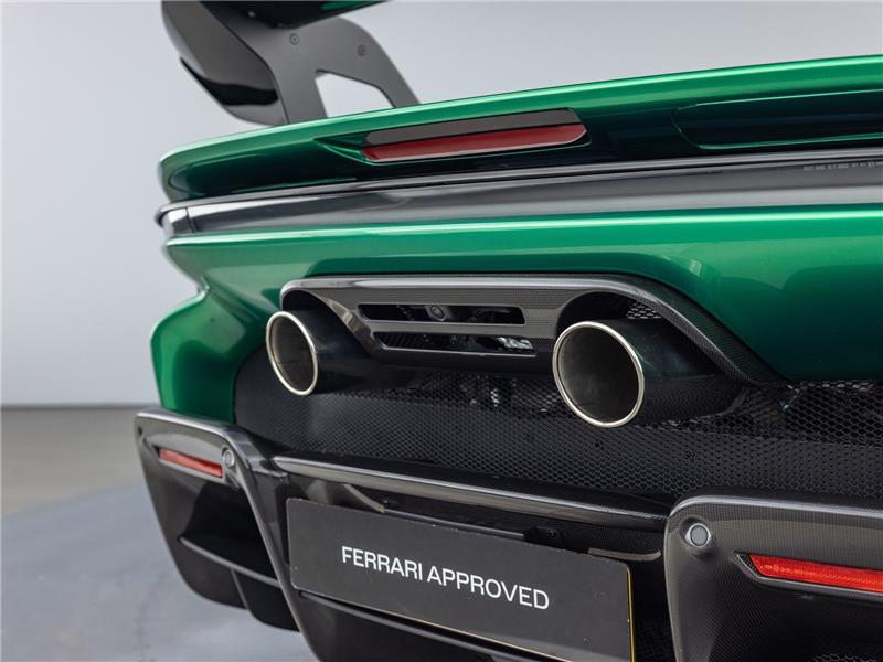 2025 Ferrari SF90 XX Spider 4.0 T V8