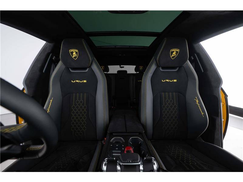 2024 Lamborghini URUS PERFORMANTE
