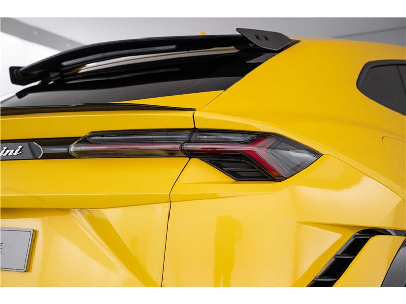 2024 Lamborghini URUS PERFORMANTE