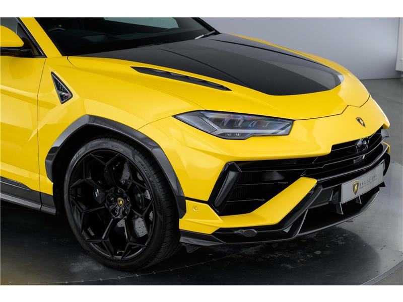 2024 Lamborghini URUS PERFORMANTE