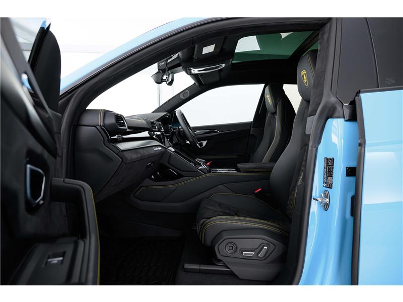 2023 Lamborghini URUS S