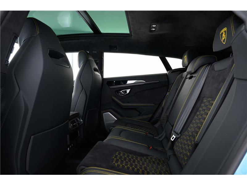 2023 Lamborghini URUS S