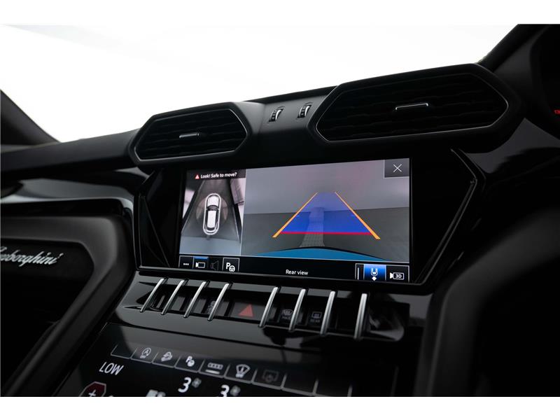 2023 Lamborghini URUS S