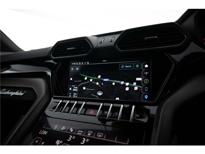 2023 Lamborghini URUS S