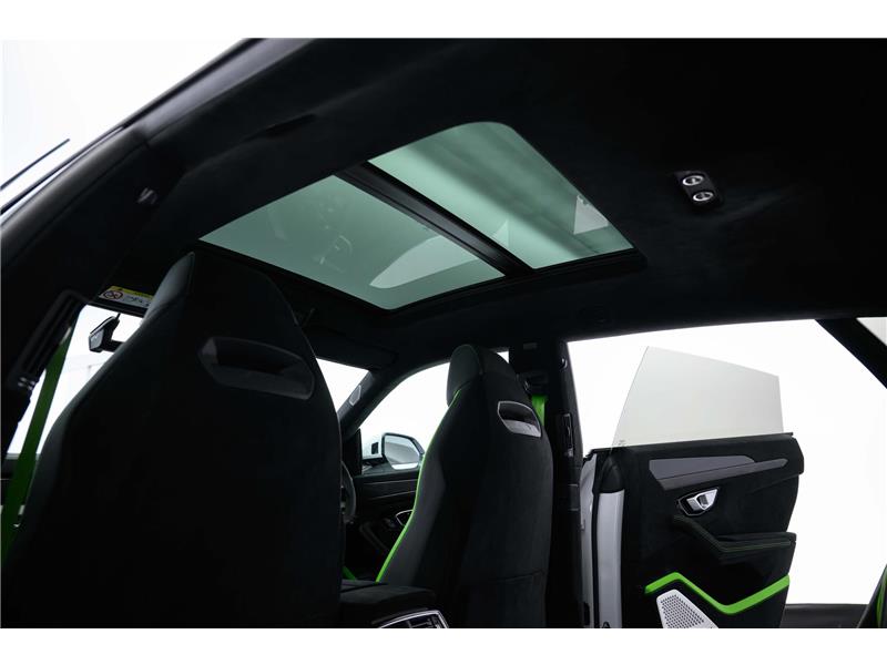 2024 Lamborghini Urus Performante